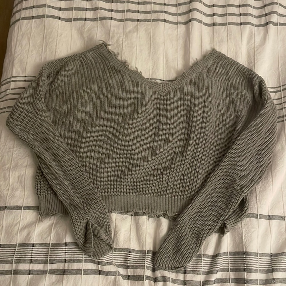 Jessica Simpson sweater